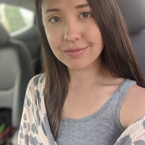 Meet your Posher, Elana